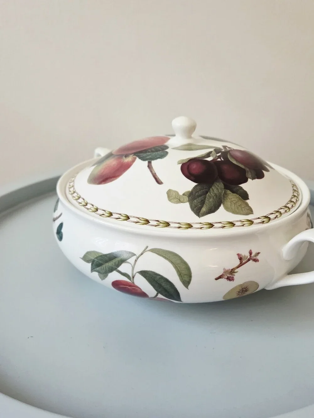 Queen's Fine Bone China Round Covered Casserole Dish with handles